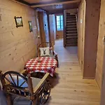 Alpenruh Hotel *