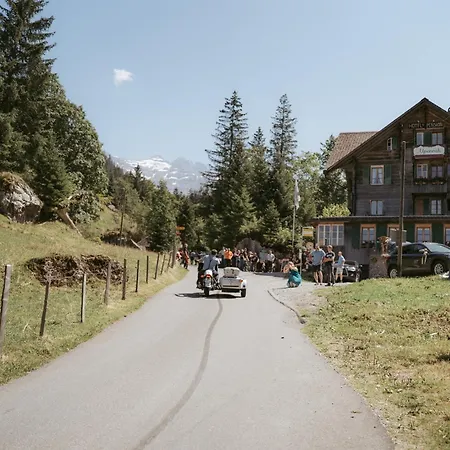 Hotel Alpenruh *